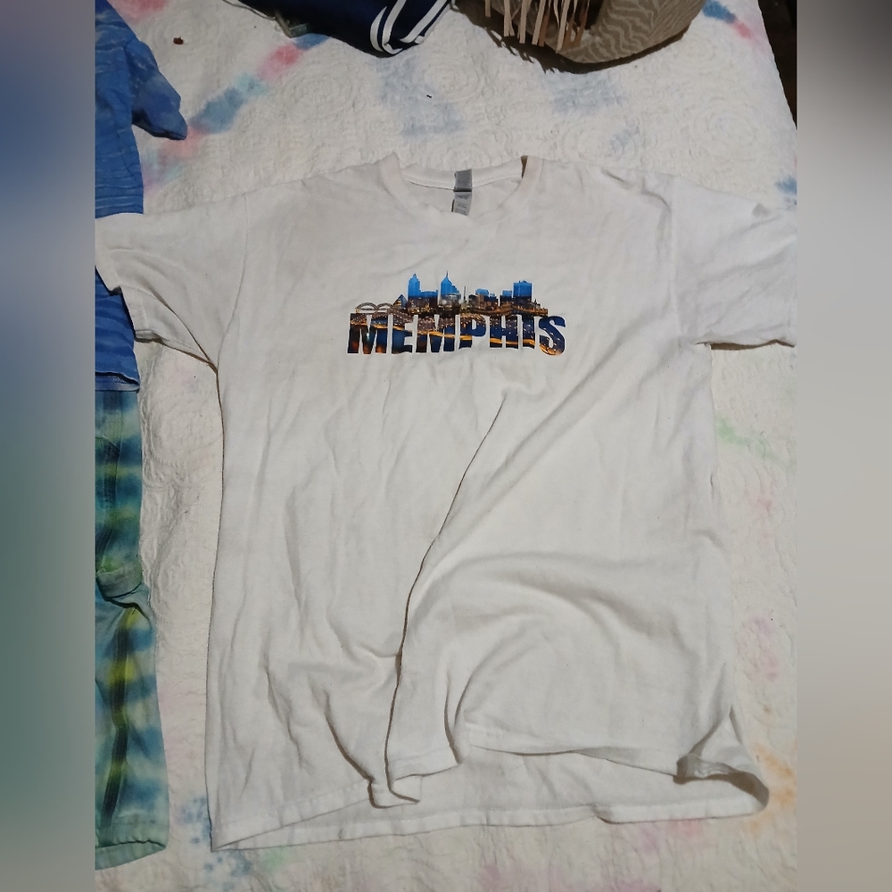 Gildan Heavy Cotton‎ White T-Shirt.MEMPHIS Sz.L